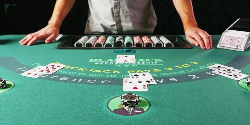 Học cách chia bài poker và xào bài đúng chuẩn quốc tế